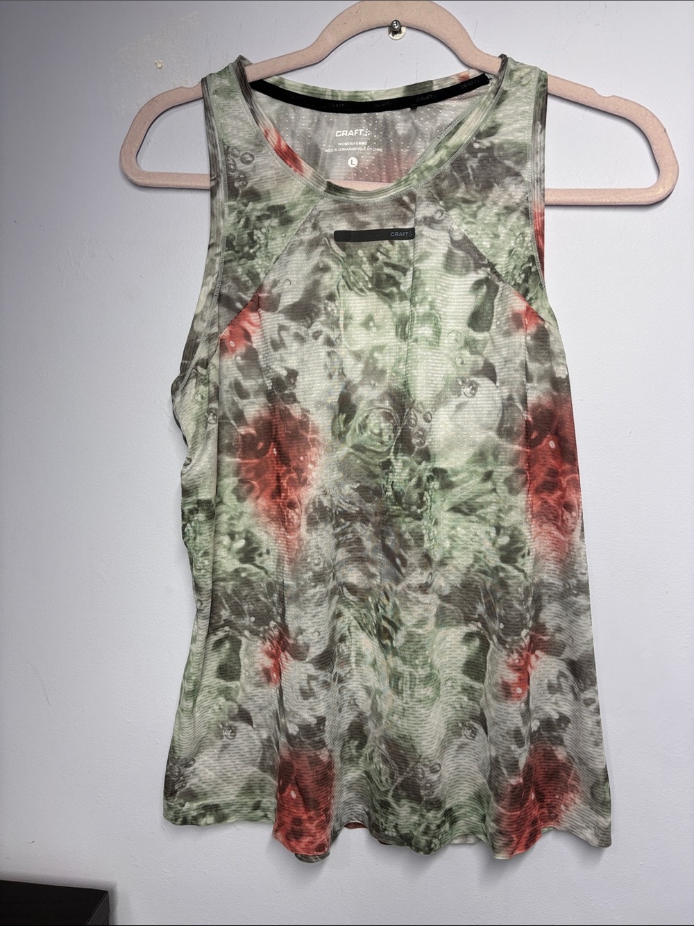 Craft Green and Red Abstract-Print Performance Tank - Picture 1 of 8